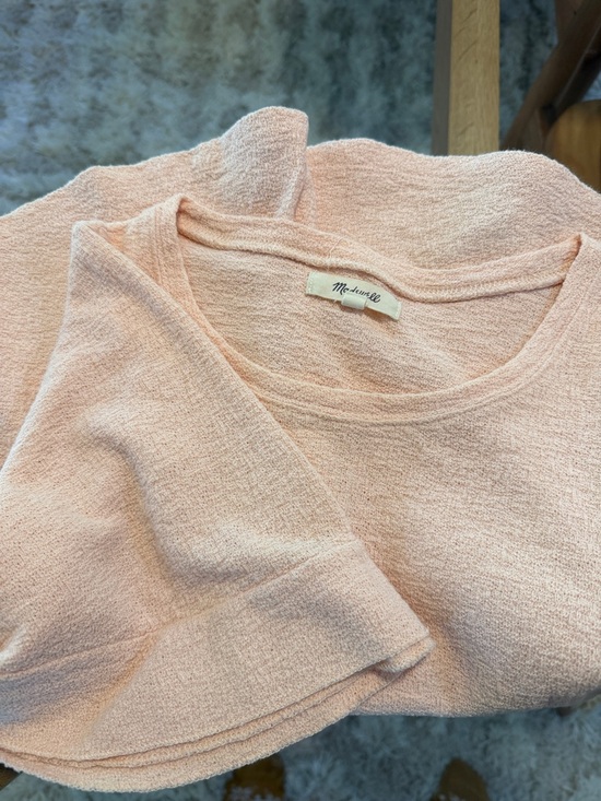 Madewell Tops - Madewell delicate Peach Short-Sleeve Textured Top